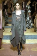 desfiles-mariabonita-rioinverno2005rtw-125