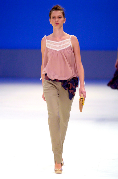 desfiles-mariabonitaextra-rioinverno2005rtw-105