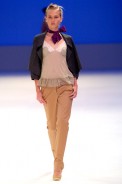 desfiles-mariabonitaextra-rioinverno2005rtw-106