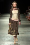 desfiles-melkzda-rioinverno2005rtw-110