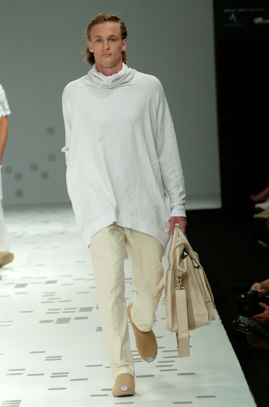 desfiles-oestudio-rioinverno2005rtw-103