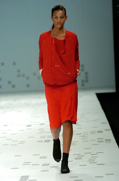 desfiles-oestudio-rioinverno2005rtw-107