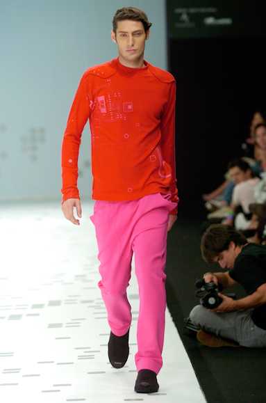 desfiles-oestudio-rioinverno2005rtw-108