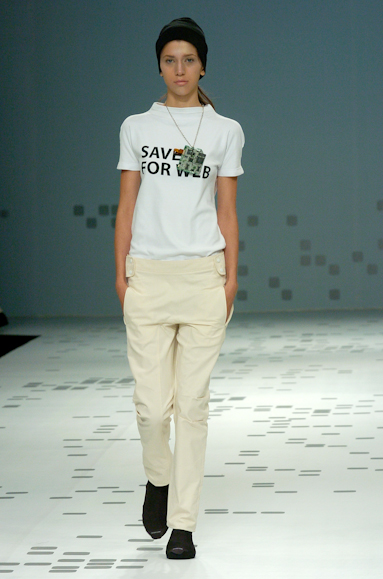 desfiles-oestudio-rioinverno2005rtw-114