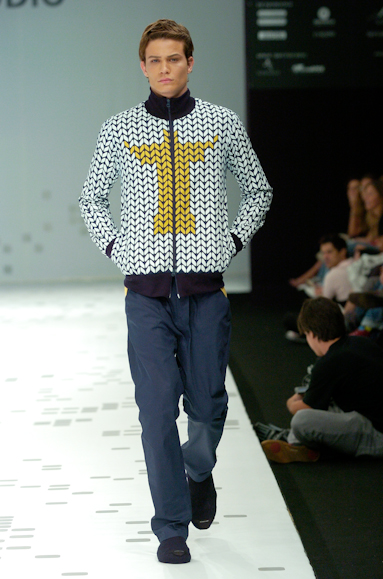 desfiles-oestudio-rioinverno2005rtw-119