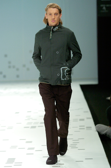 desfiles-oestudio-rioinverno2005rtw-130
