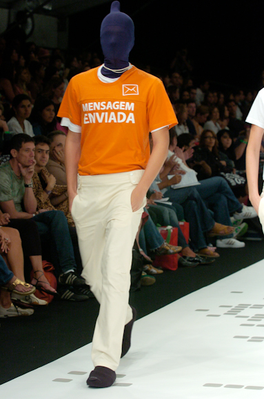 desfiles-oestudio-rioinverno2005rtw-134