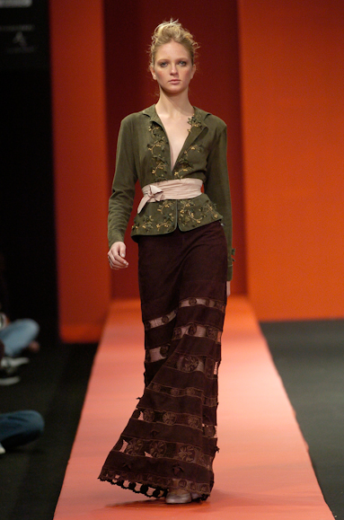 desfiles-patriciavieira-rioinverno2005rtw-101