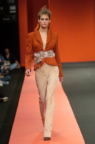 desfiles-patriciavieira-rioinverno2005rtw-114