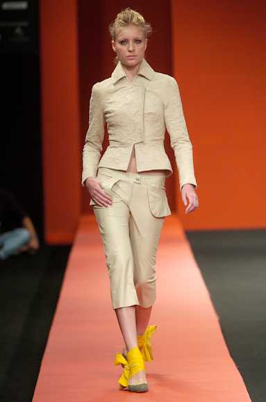 desfiles-patriciavieira-rioinverno2005rtw-115