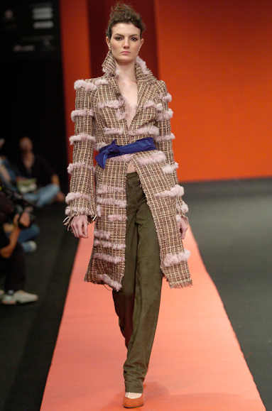 desfiles-patriciavieira-rioinverno2005rtw-117