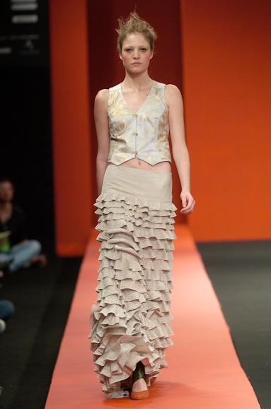 desfiles-patriciavieira-rioinverno2005rtw-120