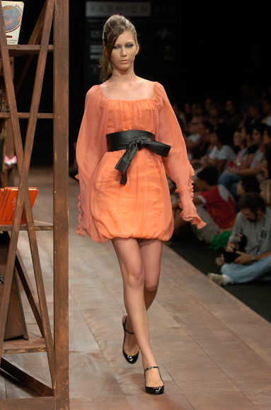 desfiles-walterffw.com.br-rioinverno2005rtw-101
