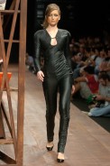 desfiles-walterffw.com.br-rioinverno2005rtw-114