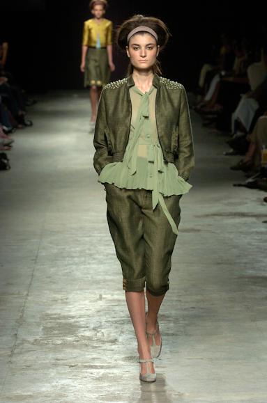 desfiles-zigfreda-rioinverno2005rtw-110
