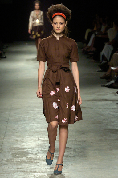 desfiles-zigfreda-rioinverno2005rtw-112