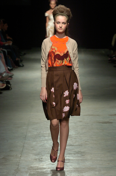 desfiles-zigfreda-rioinverno2005rtw-115
