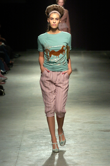 desfiles-zigfreda-rioinverno2005rtw-117