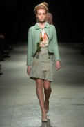 desfiles-zigfreda-rioinverno2005rtw-124