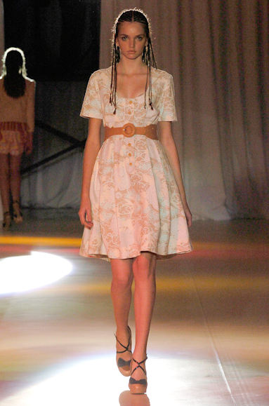 desfiles-aherchcovich-saopauloverao2007rtw-101
