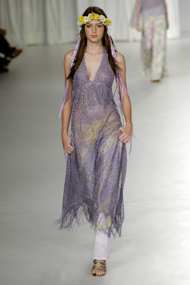 desfiles-carlostufvesson-saopauloverao2006rtw-130