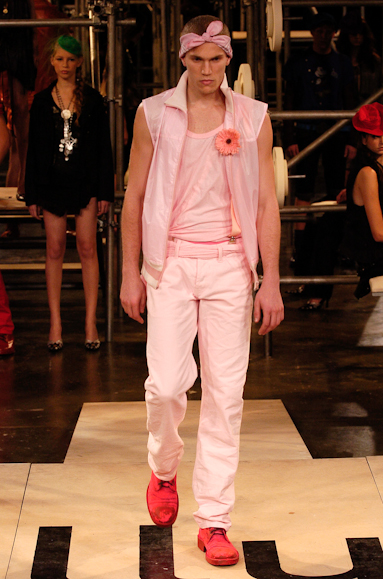 desfiles-ellus-saopauloverao2006rtw-120