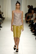 desfiles-lorenzomerlino-saopauloverao2006rtw-110