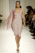 desfiles-lorenzomerlino-saopauloverao2006rtw-121