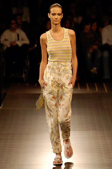 desfiles-osklen-saopauloverao2006rtw-108