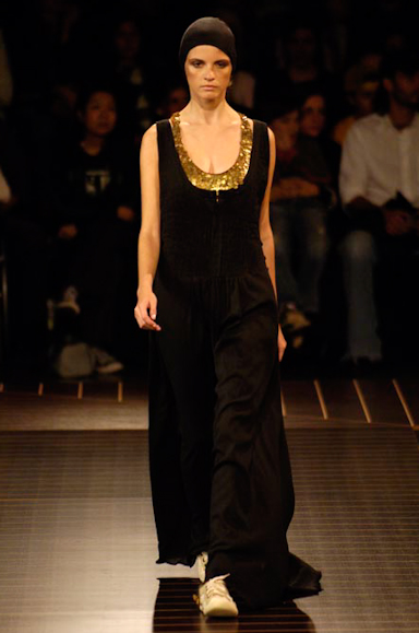 desfiles-osklen-saopauloverao2006rtw-137