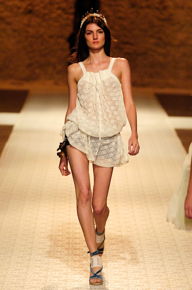 desfiles-patachou-saopauloverao2006rtw-137