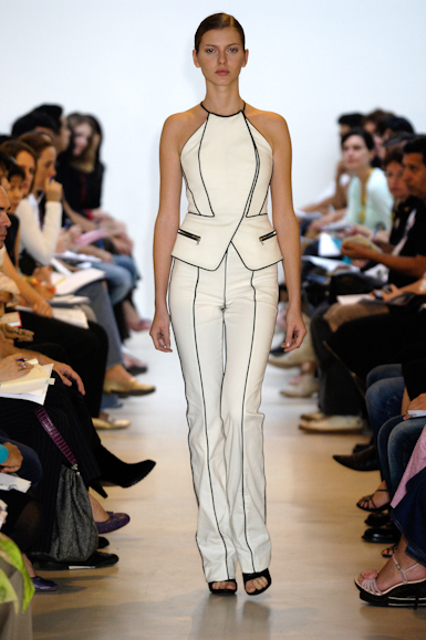 desfiles-pedrolourenco-saopauloverao2006rtw-104