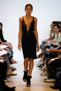 desfiles-pedrolourenco-saopauloverao2006rtw-111