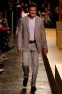 desfiles-ricardoalmeida-saopauloverao2006rtw-116