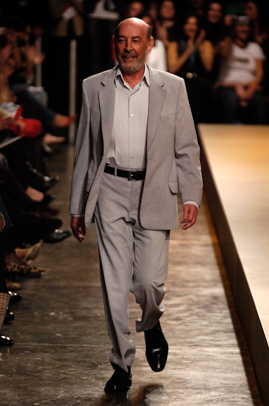 desfiles-ricardoalmeida-saopauloverao2006rtw-131