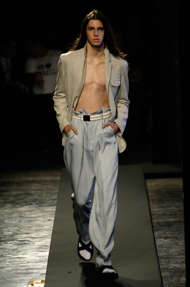 desfiles-zoomp-saopauloverao2006rtw-109