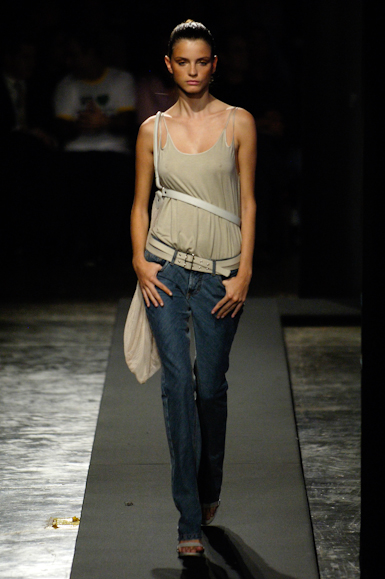 desfiles-zoomp-saopauloverao2006rtw-126