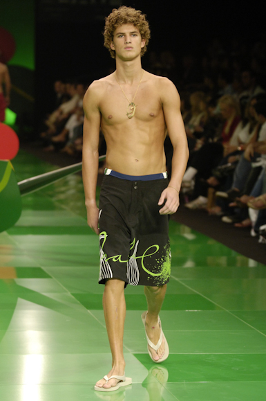 desfiles-blueman-rioverao2006rtw-118