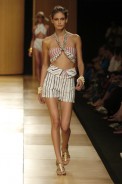 desfiles-animale-rioverao2006rtw-107