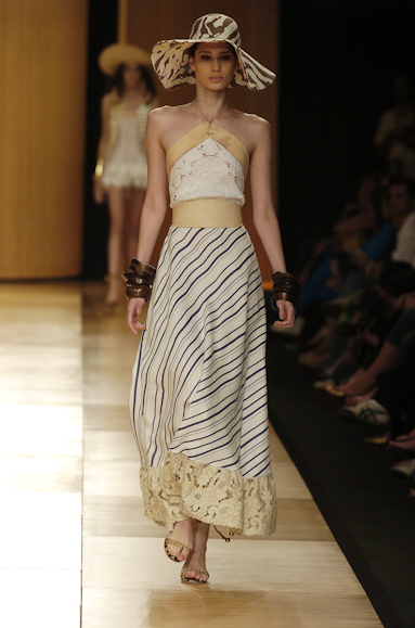 desfiles-animale-rioverao2006rtw-111