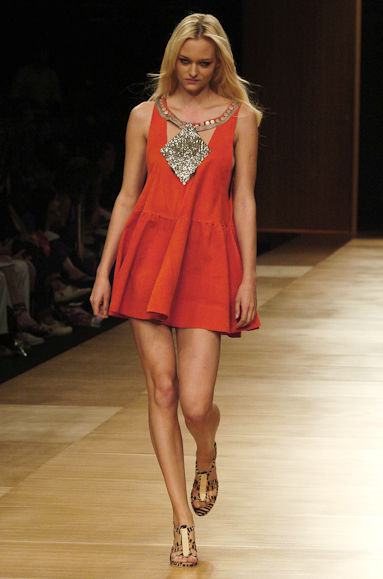 desfiles-animale-rioverao2006rtw-125