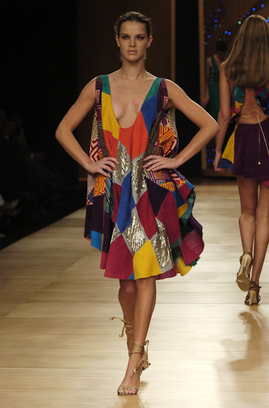 desfiles-animale-rioverao2006rtw-129