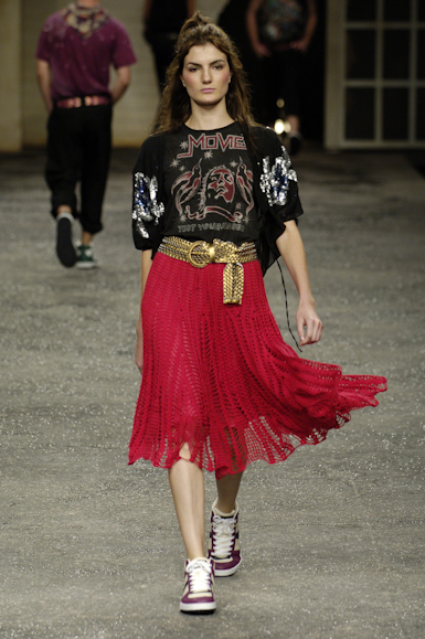 desfiles-colcci-rioverao2006rtw-138