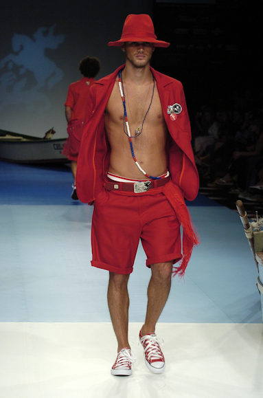 desfiles-complexob-rioverao2006rtw-104