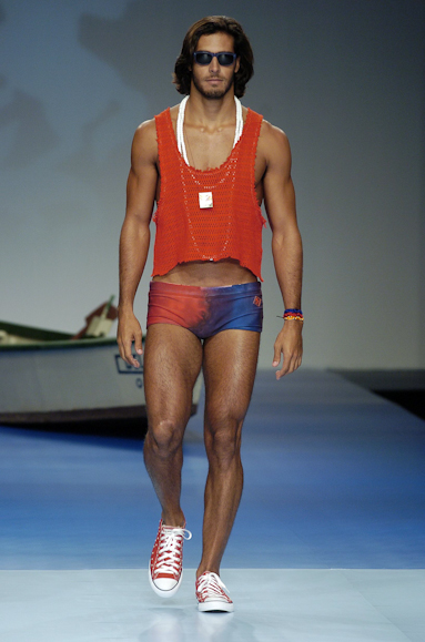 desfiles-complexob-rioverao2006rtw-107