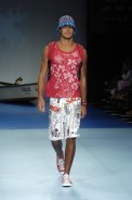 desfiles-complexob-rioverao2006rtw-109