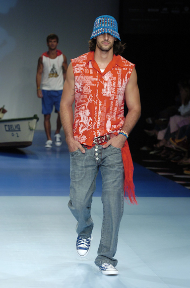 desfiles-complexob-rioverao2006rtw-114
