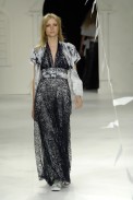 desfiles-gracaottoni-rioverao2006rtw-105