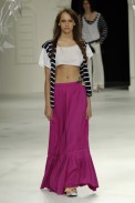 desfiles-gracaottoni-rioverao2006rtw-114