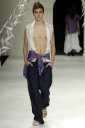 desfiles-gracaottoni-rioverao2006rtw-121